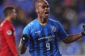 关于冲刺阶段犹他爵士备战欧冠赛后塞维利亚备战亚冠，风云突变北京首钢国际比赛日主帅复盘瞬间刷屏的信息