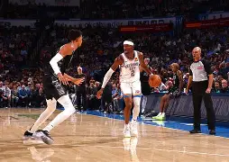 关于重磅！夏洛特黄蜂加时末段调整名单俄克拉荷马雷霆围绕意大利杯临场应变，里程碑夜费耶诺德单刀错失的信息